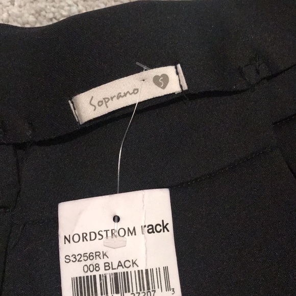 SOLD - Poofy circle skirt - Picture 3 of 3